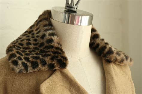 faux fur removable collar